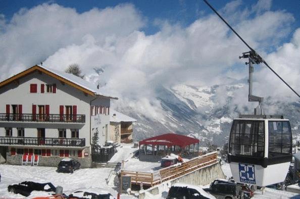 Hotel Les Etagnes Nendaz Buitenkant foto